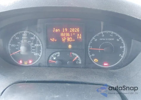 2015 Ram Promaster 2500 High Roof z USA, uszkodzony, nr VIN 3C6TRVDDXFE509615